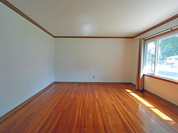 5th image of 924 Van Kirk Dr
