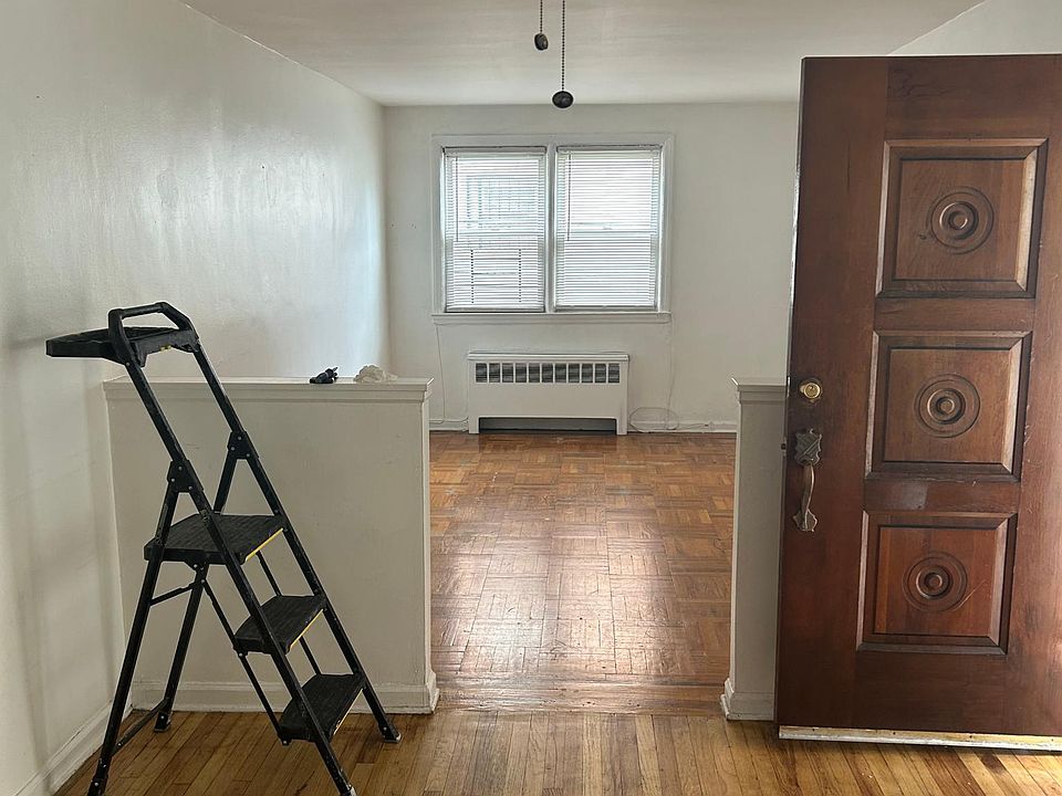 2nd image of 1452 Kennellworth Pl Floor 1