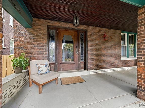 3rd image of 7043 Pershing Ave