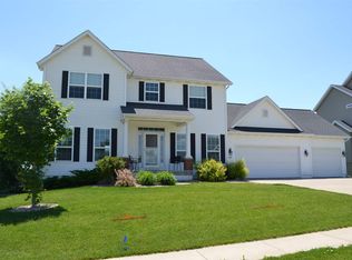 1303 Forest Ln, Marion, IA 52302