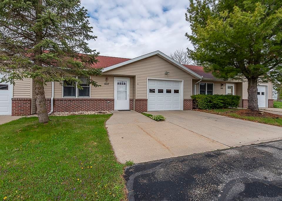 1st image of 507 Lemon Arbor Dr