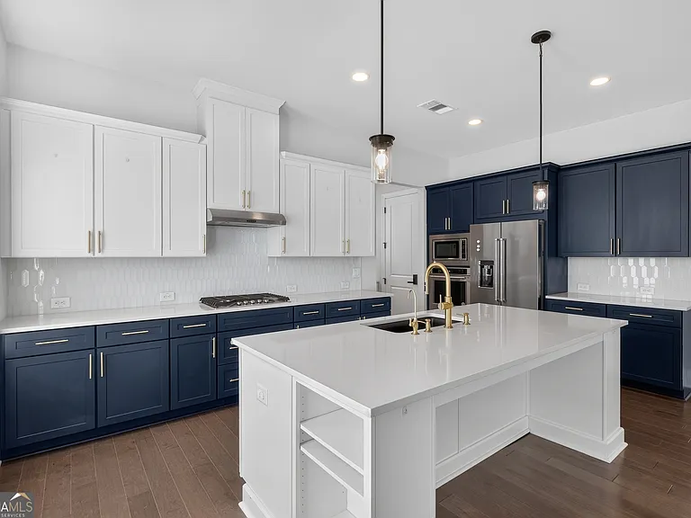 242 Tillman Pass — Photo 18