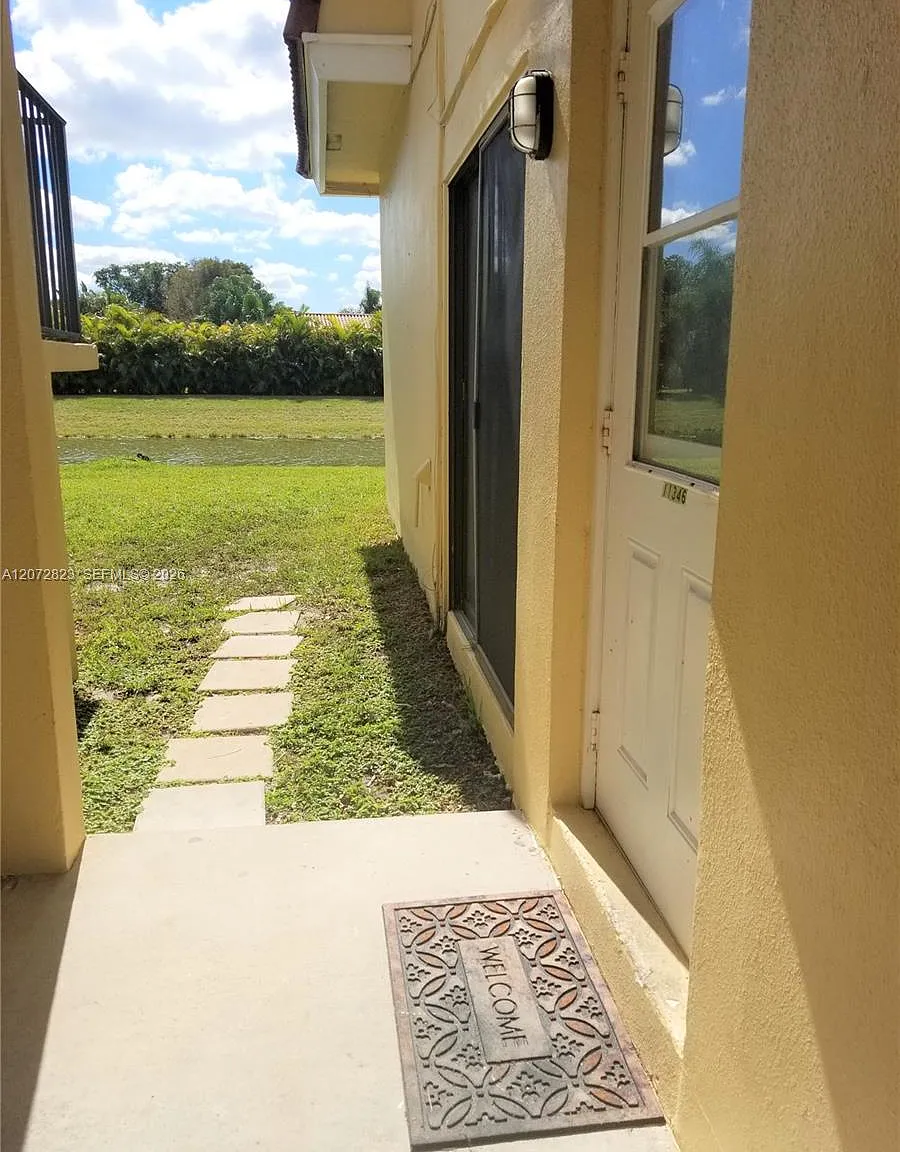 Cypress Creek Villas — Photo 4