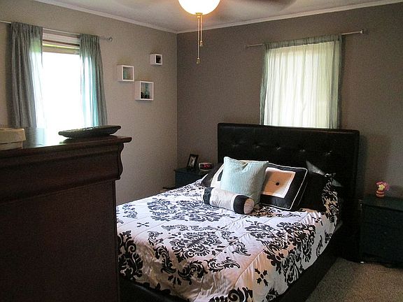 5th image of 322 Birch Way