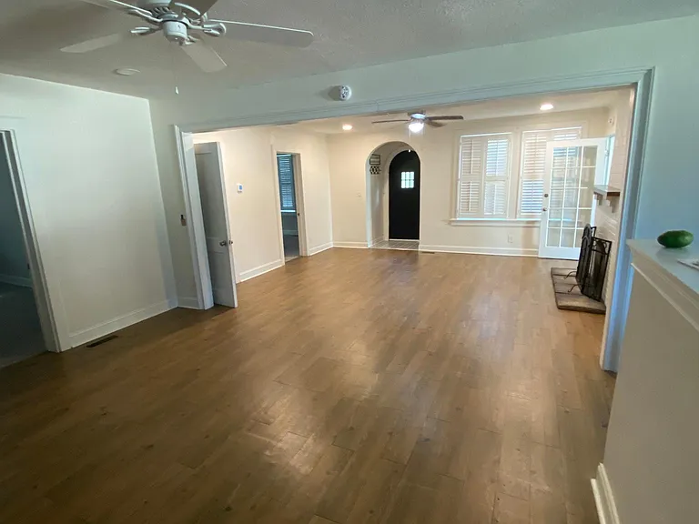 2601 Marion St — Photo 6