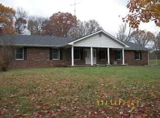 25 Liberty Rd, Carbondale, IL 62902