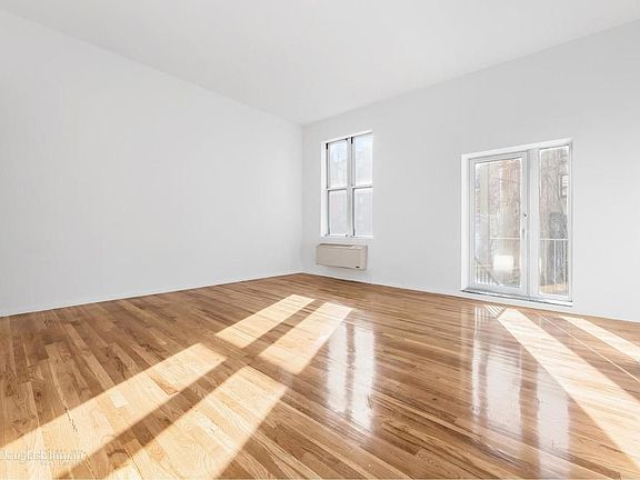 5th image of 358 W 30th St APT 2B