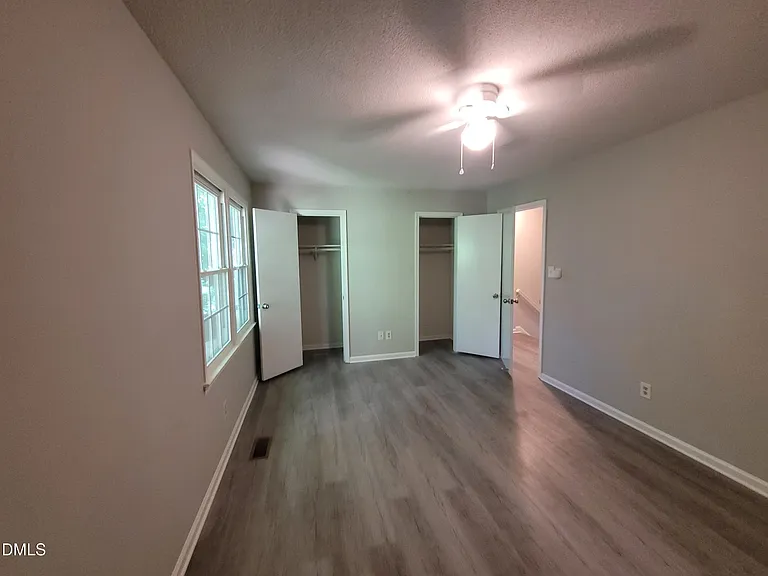 920 Jason Ct — Photo 24