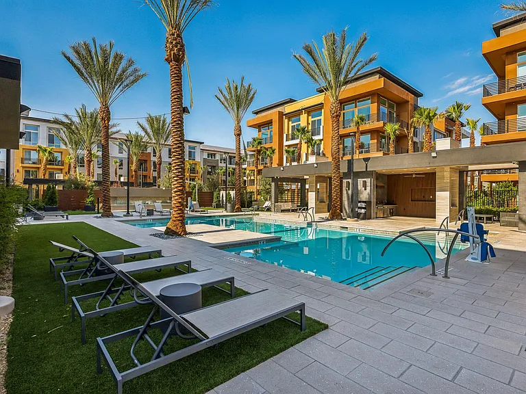 Aspire at Flamingo Grand — Photo 19
