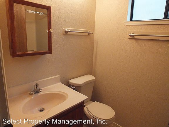 4th image of 2720 La Crescenta Dr APT 9