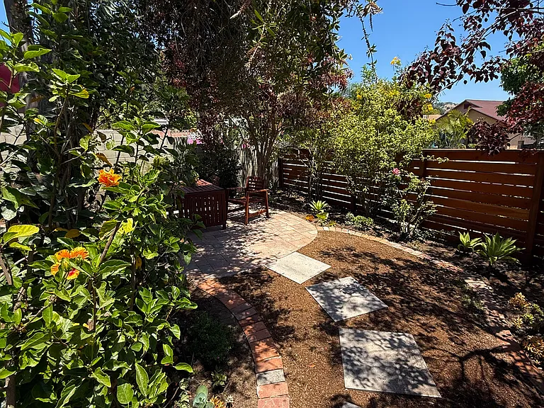3005 Asbury St — Photo 1