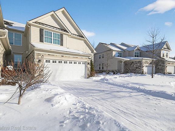 3rd image of 42896 Cardinal Way