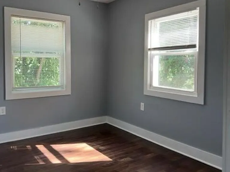 145 1/2 Parrish Ave #2 — Photo 5