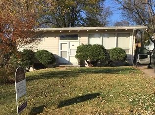 7614 Charles St, Omaha, NE 68114