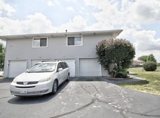 2353 Carnation Dr #2353, Crest Hill, IL 60403