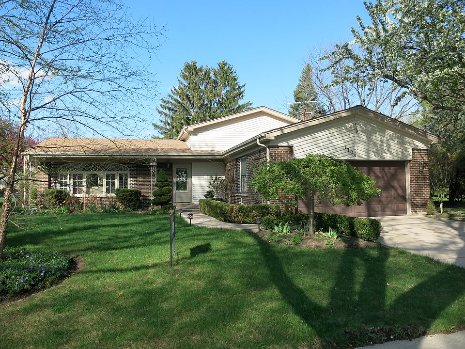 1st image of 1704 E Waverly Dr
