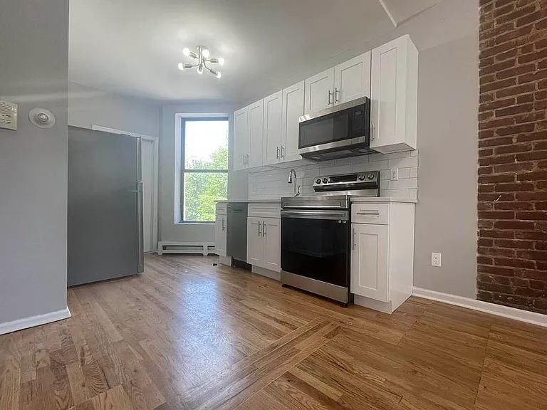 2847 Frederick Douglass Blvd #4F — Photo 3