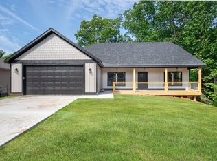 28 Headley Dr, Bella Vista, AR 72714