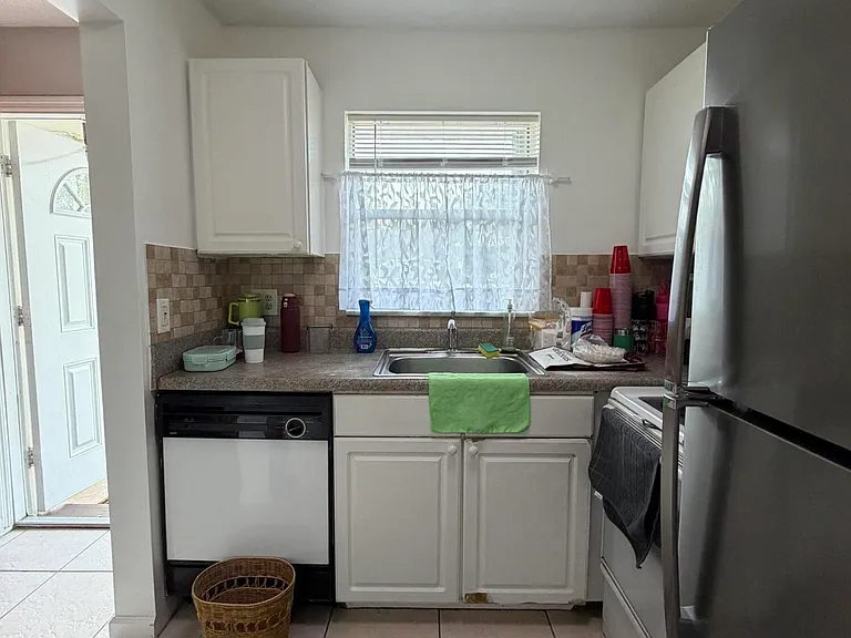 9915 Sandalfoot Blvd #410 — Photo 5