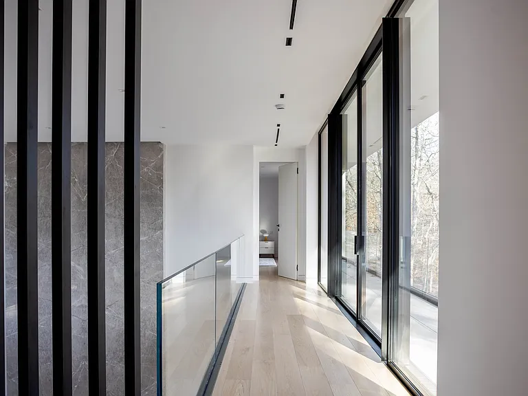 8 Barnes Ave — Photo 31