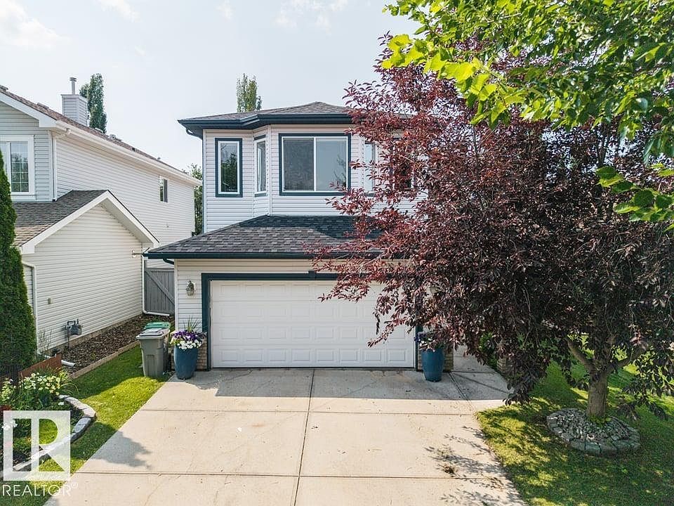 1st image of 22 Bonin Cres