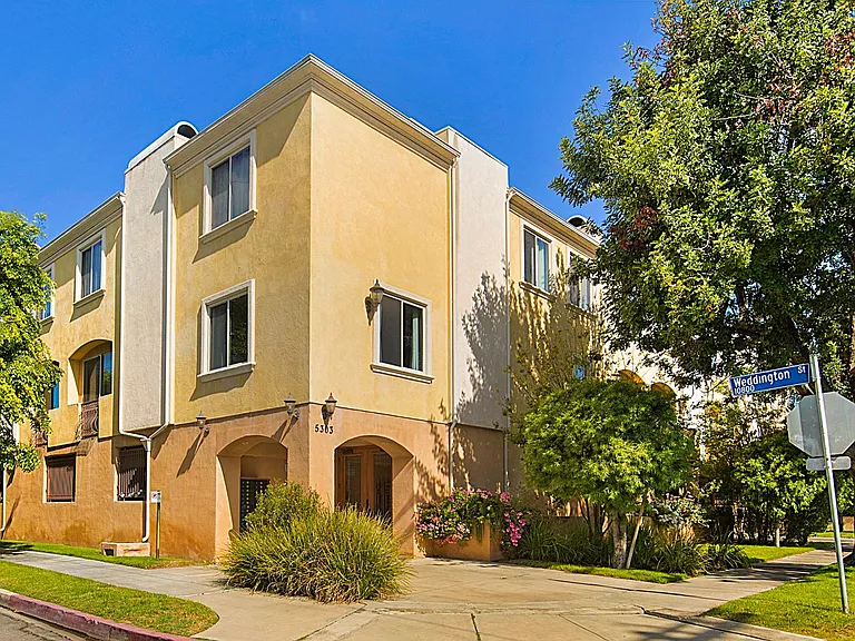 5303 Satsuma Ave #117 — Photo 5