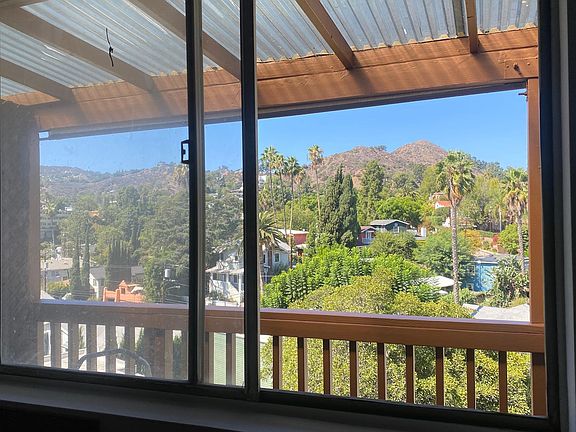 4th image of 2101 Ivar Ave #4