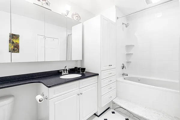 Rented by Keller Williams NYC | media 9