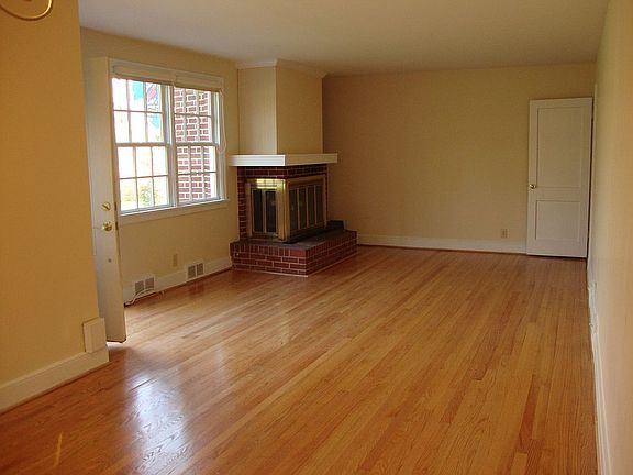 LIving room and Din Rm