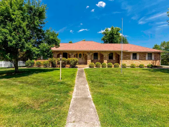 806 Morningside Dr, Marion, IL 62959