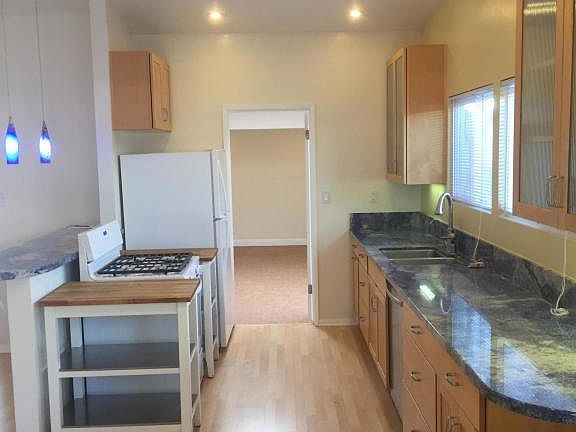 4th image of 1170 Brunswick Ln