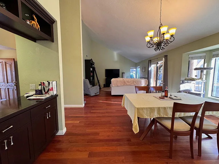 12571 Avenida Tineo — Photo 16