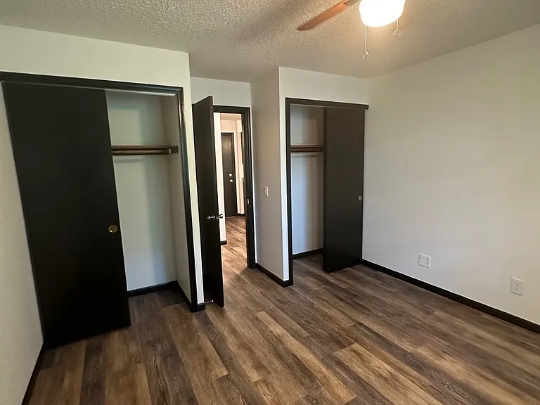 1023 Fiedler Ln #6 — Photo 4