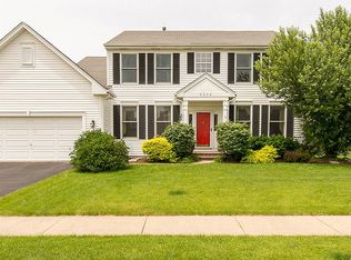 2036 Cheshire Dr, Hoffman Estates, IL 60192