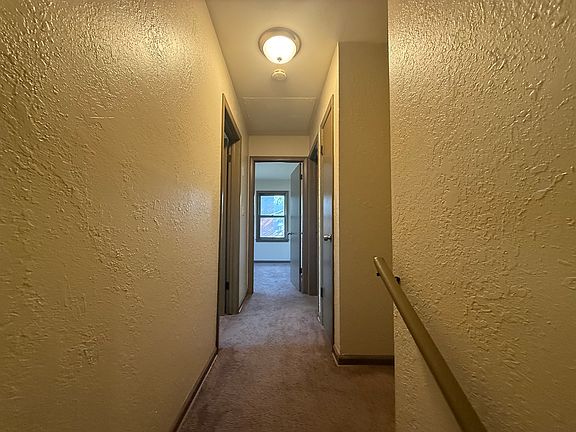 4th image of 9605 Belmont Ave