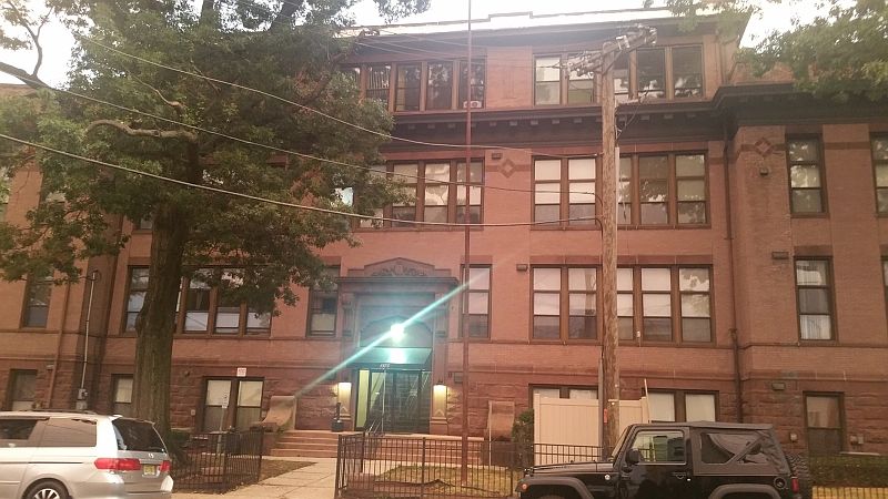 2nd image of 1470 Campbell St APT G106