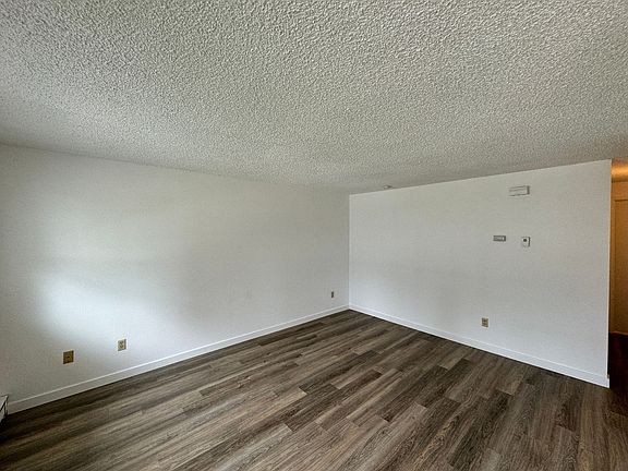 3rd image of 512 N Walker St #1
