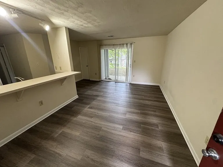 1215 Progress St NW — Photo 2