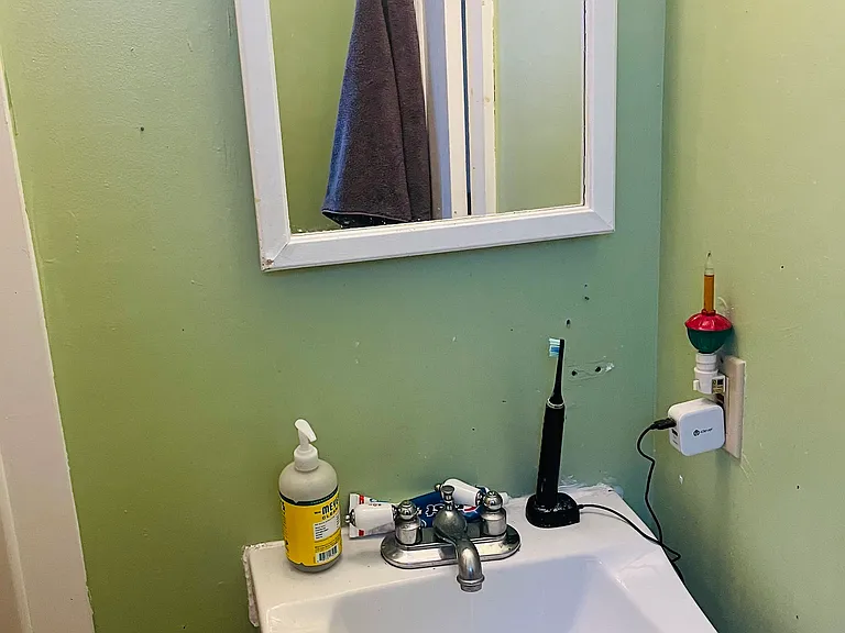 18 Park St #2 — Photo 5
