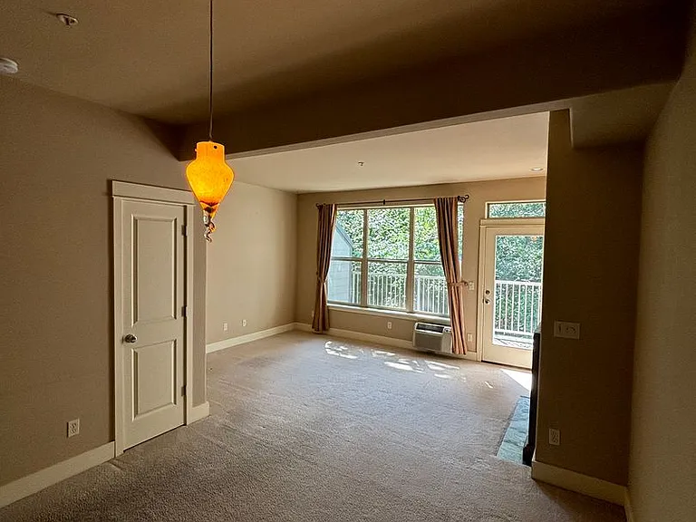 2145 NE 50th Way — Photo 28