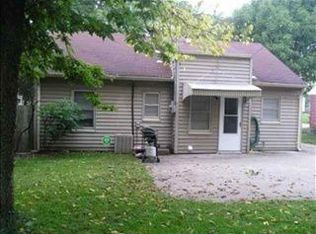 2016 SW Atwood Ave, Topeka, KS 66604