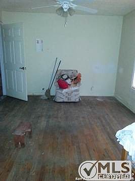 5th image of 1102 Cecelia St