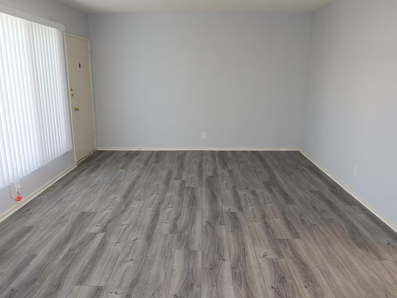 3rd image of 428 S Hamel Rd APT 10