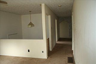 3rd image of 1002 Lincoln Dr