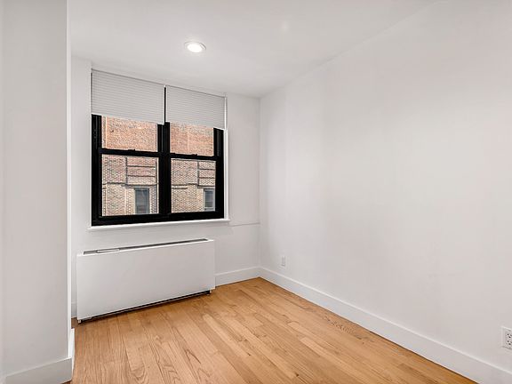 4th image of 213 E 37th St #7H3