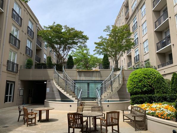 1315 East Blvd UNIT 407