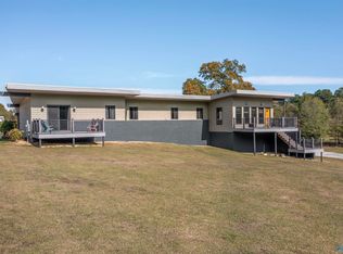 3545 Julie St, Rainbow City, AL 35906