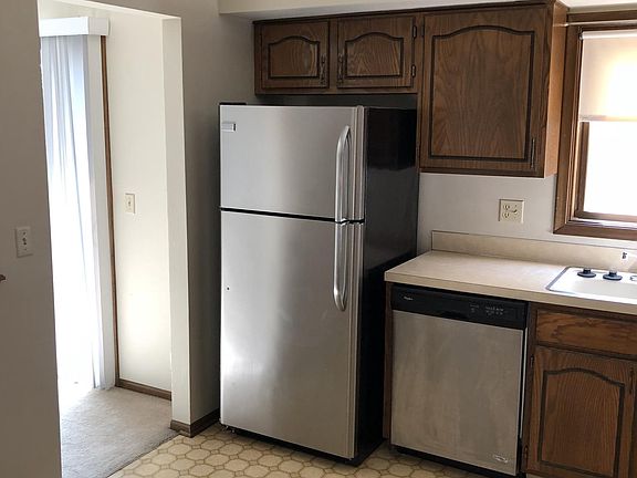 5th image of 6534 S 108th Ave