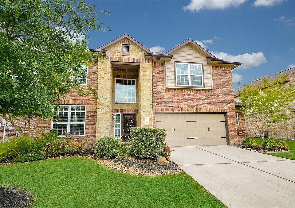 1st image of 21439 Kirsten Falls Dr