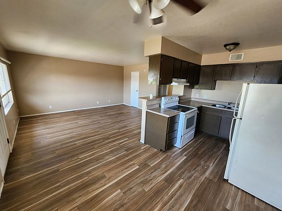 2nd image of 4796 Nova Ln APT 4